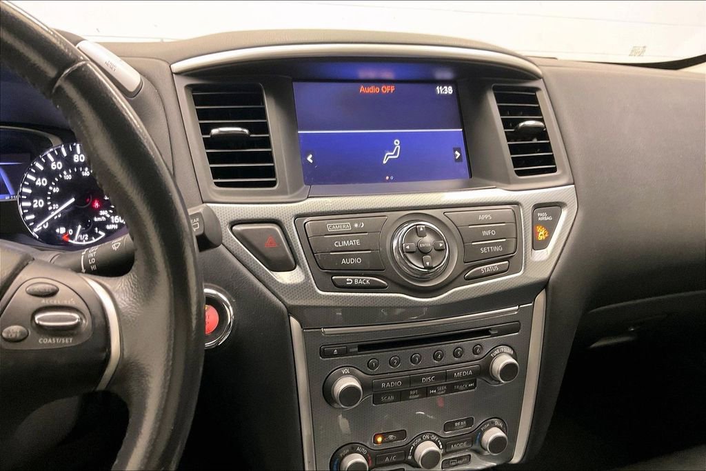Used 2017 Nissan Pathfinder SL image 5