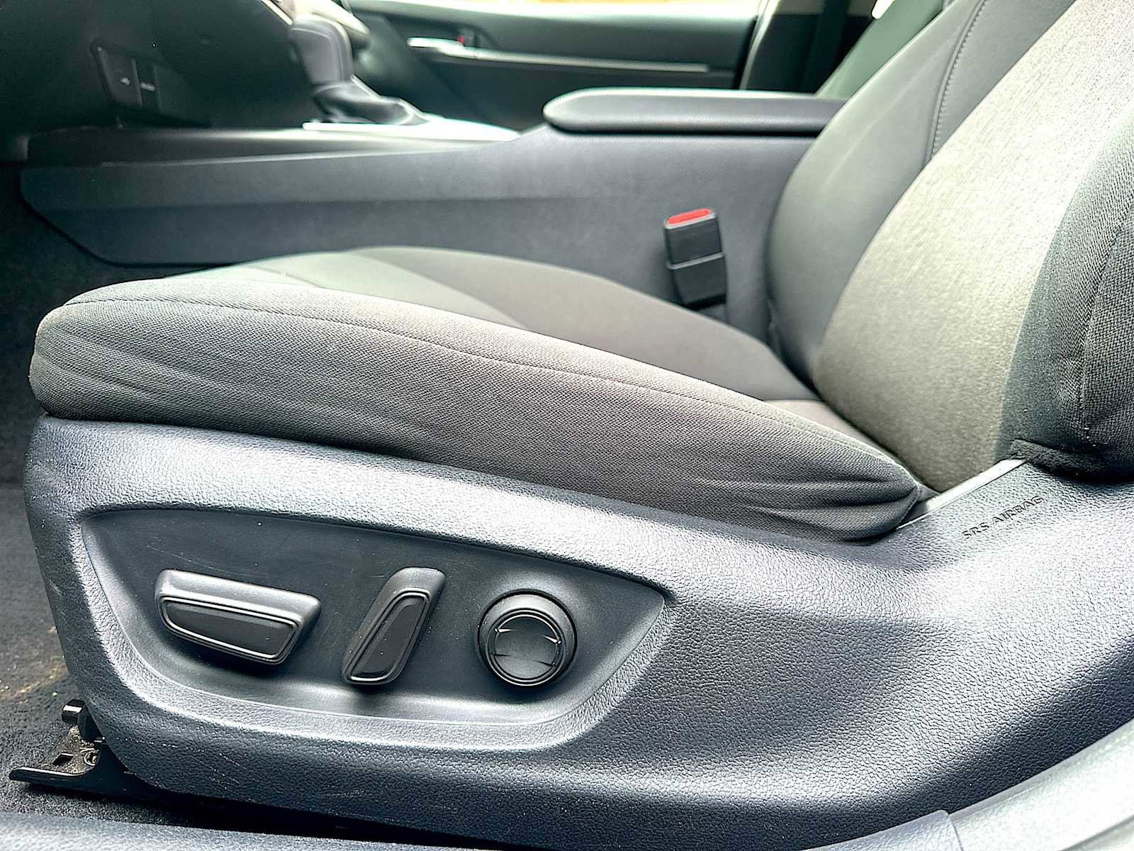 Used 2023 Toyota Camry LE image 14