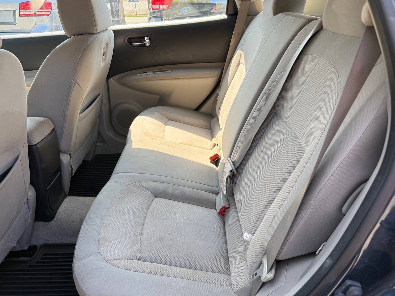 Used 2014 Nissan Rogue S w/ Convenience Package AWD/4WD image 21