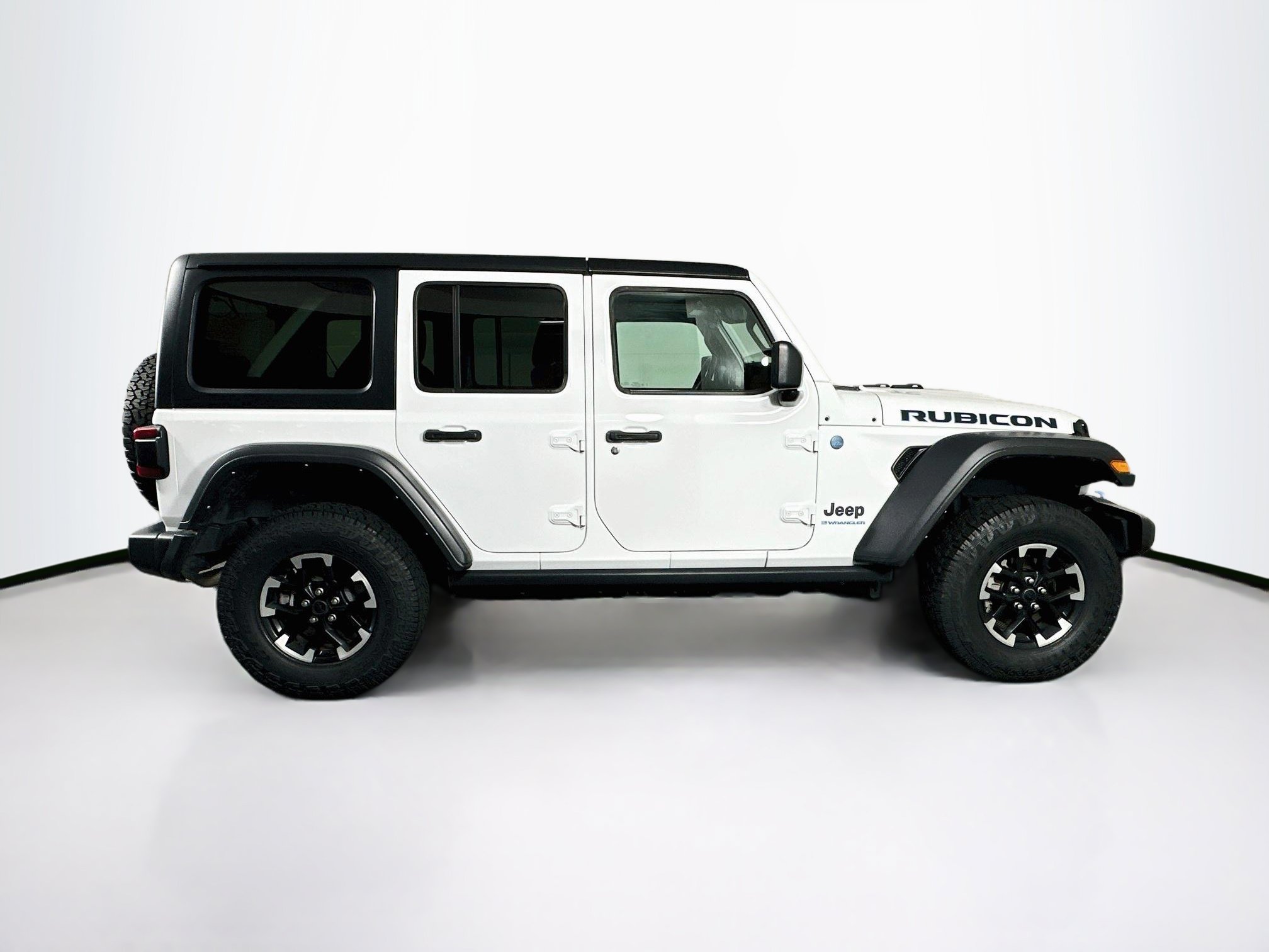 Used 2024 Jeep Wrangler Unlimited Rubicon 4xe AWD/4WD image 10