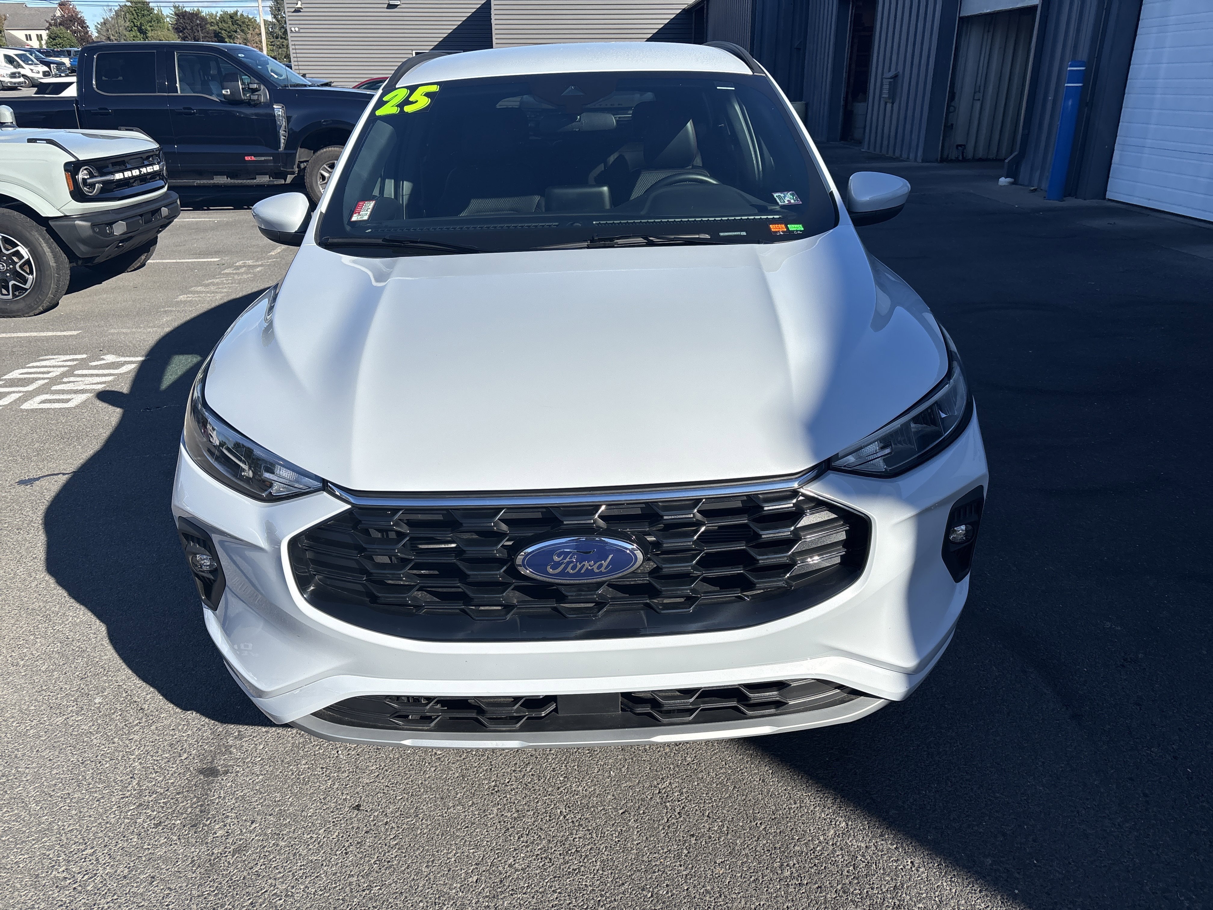 Used 2025 Ford Escape ST-Line Select image 9