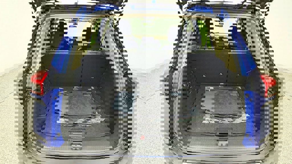 Used 2023 Nissan Rogue SV image 19