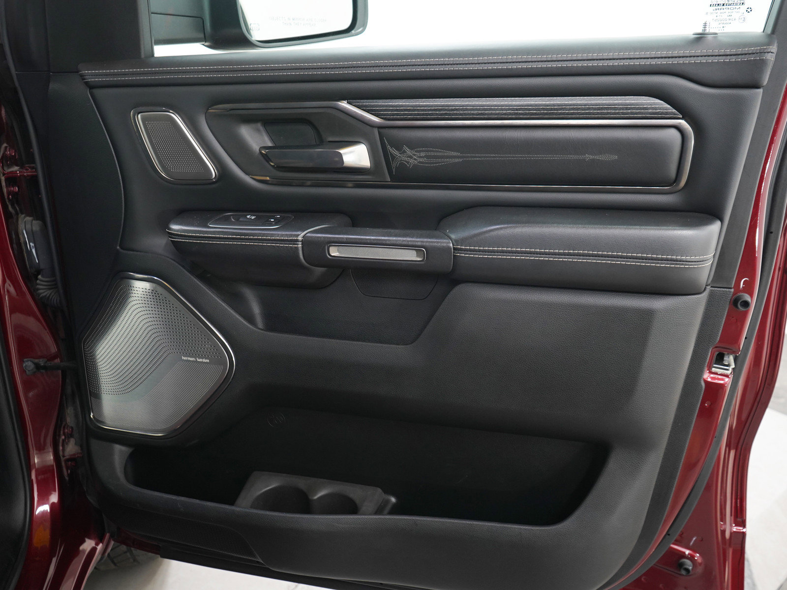Used 2019 RAM 1500 Limited AWD/4WD image 9