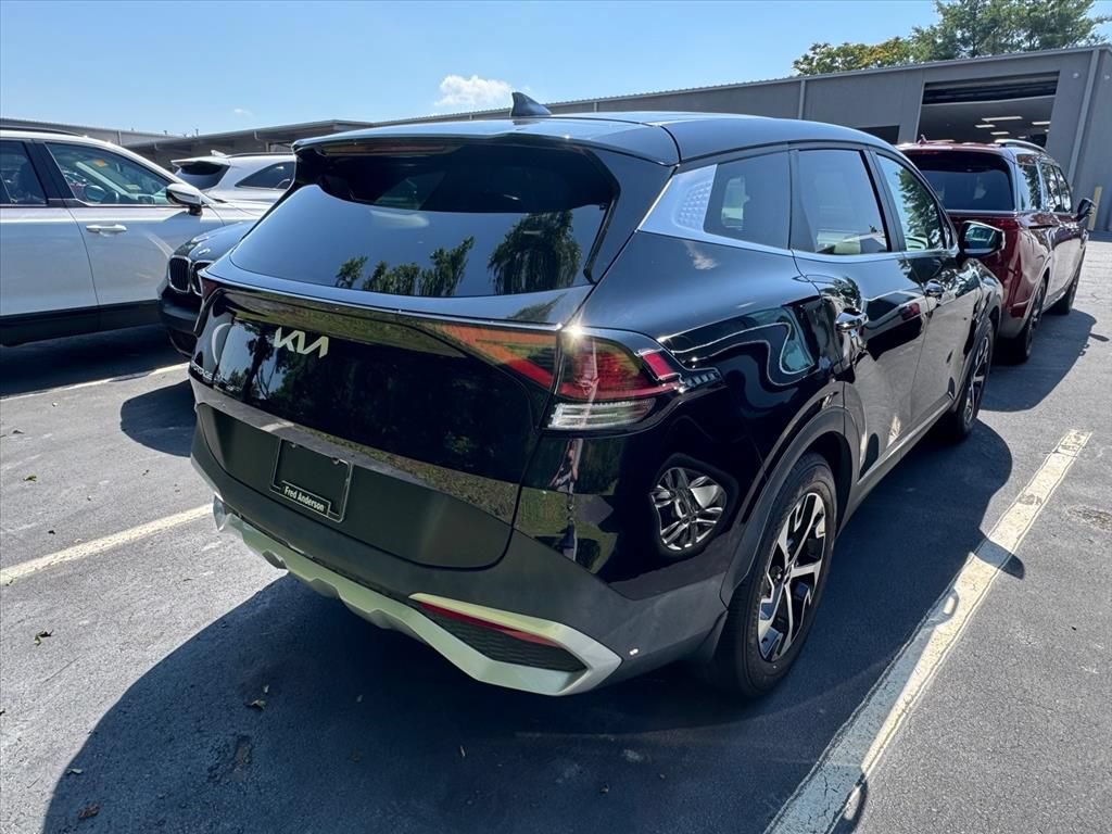 Certified 2024 Kia Sportage EX FWD image 5