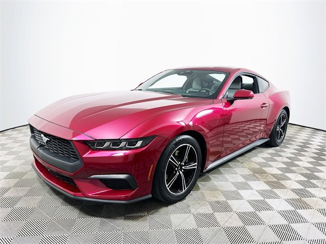 Used 2025 Ford Mustang Coupe image 7