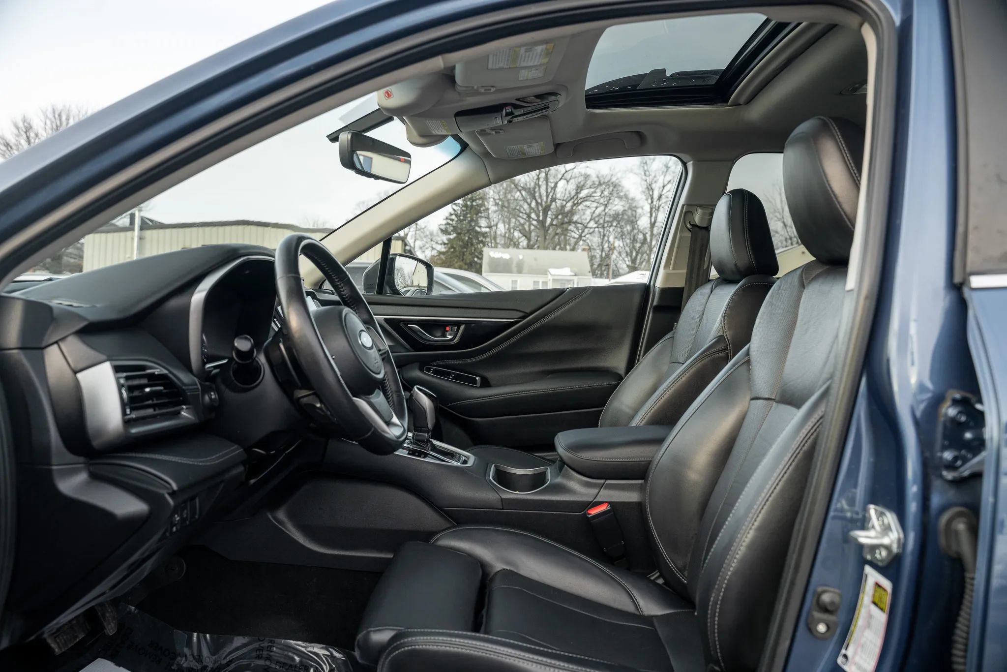 Used 2021 Subaru Outback Limited w/ Tech Package 3 image 7