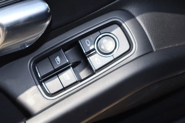Used 2019 Porsche 718 Cayman RWD image 16