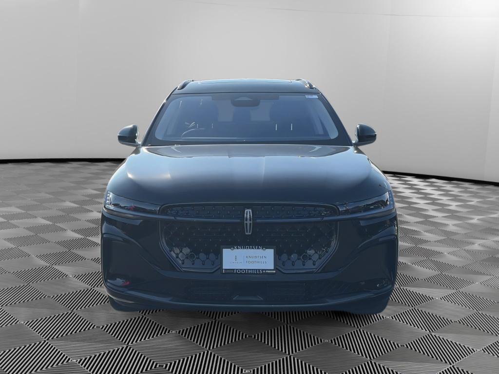 New 2026 Lincoln Nautilus Reserve w/ Jet Appearance Package AWD/4WD image 2