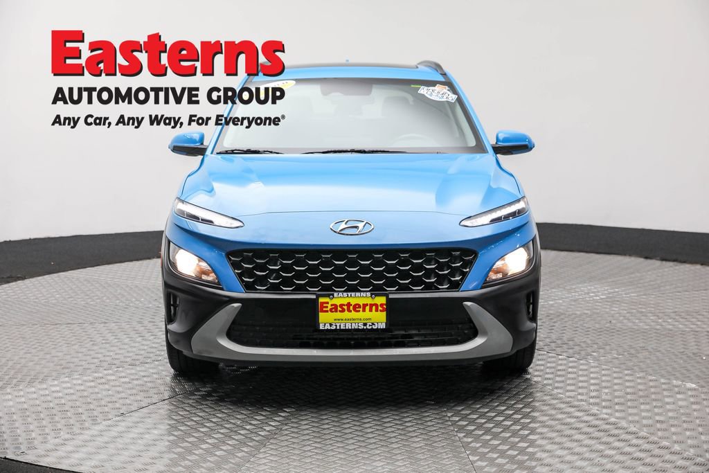Used 2022 Hyundai Kona SEL w/ Convenience Package image 2