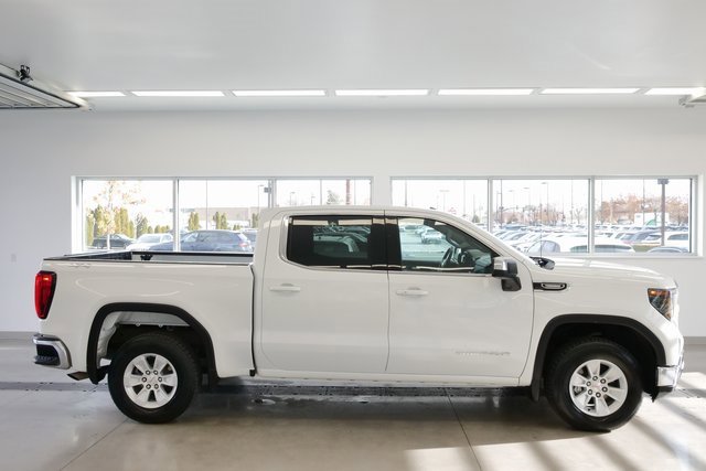 Used 2024 GMC Sierra 1500 SLE image 7