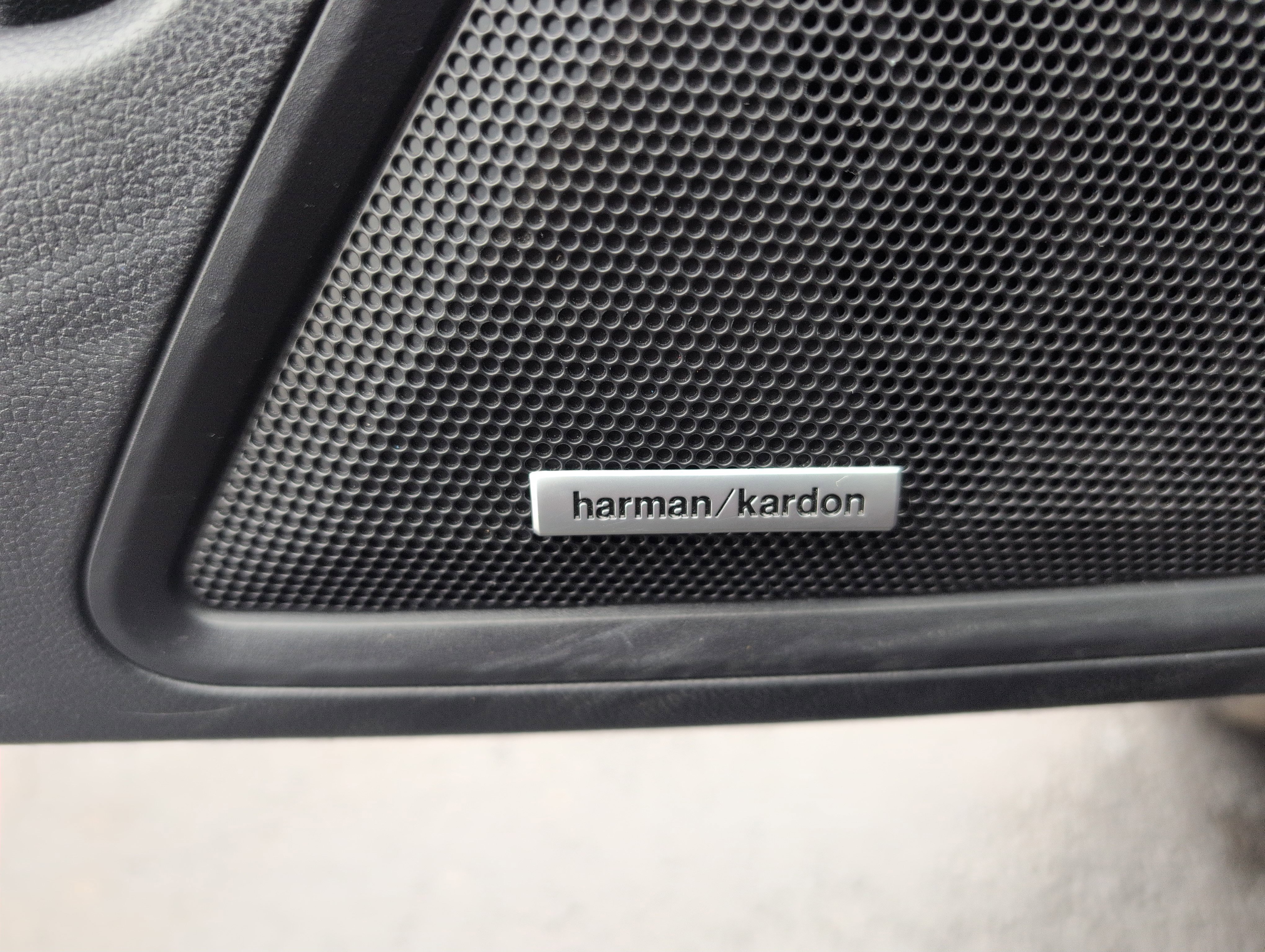 Used 2025 Subaru Outback Limited image 21