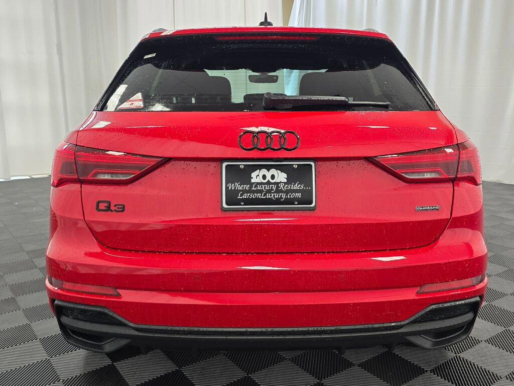 New 2025 Audi Q3 2.0T Premium image 5