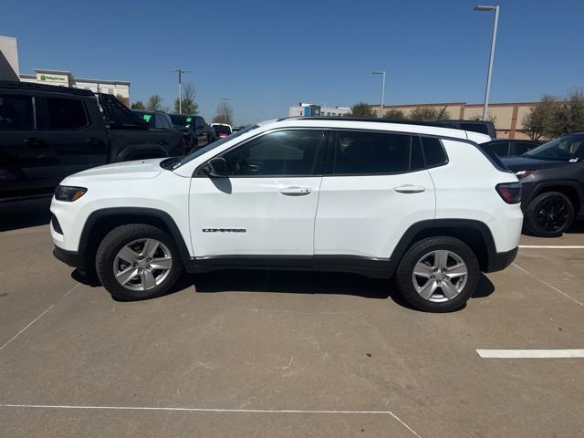Used 2022 Jeep Compass Latitude w/ Sun and Sound Group image 6