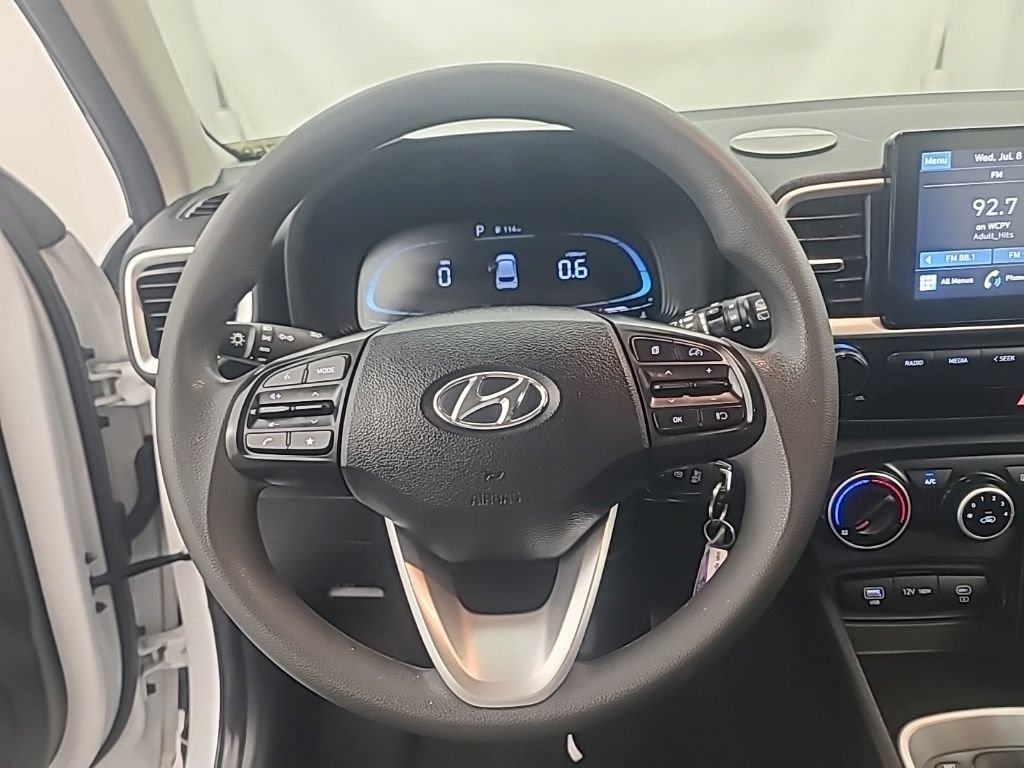 Used 2024 Hyundai Venue SE FWD image 29