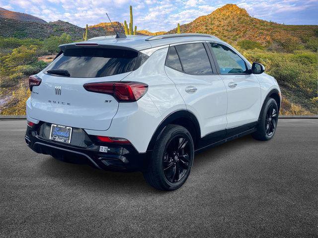 Used 2024 Buick Encore GX Sport Touring image 4