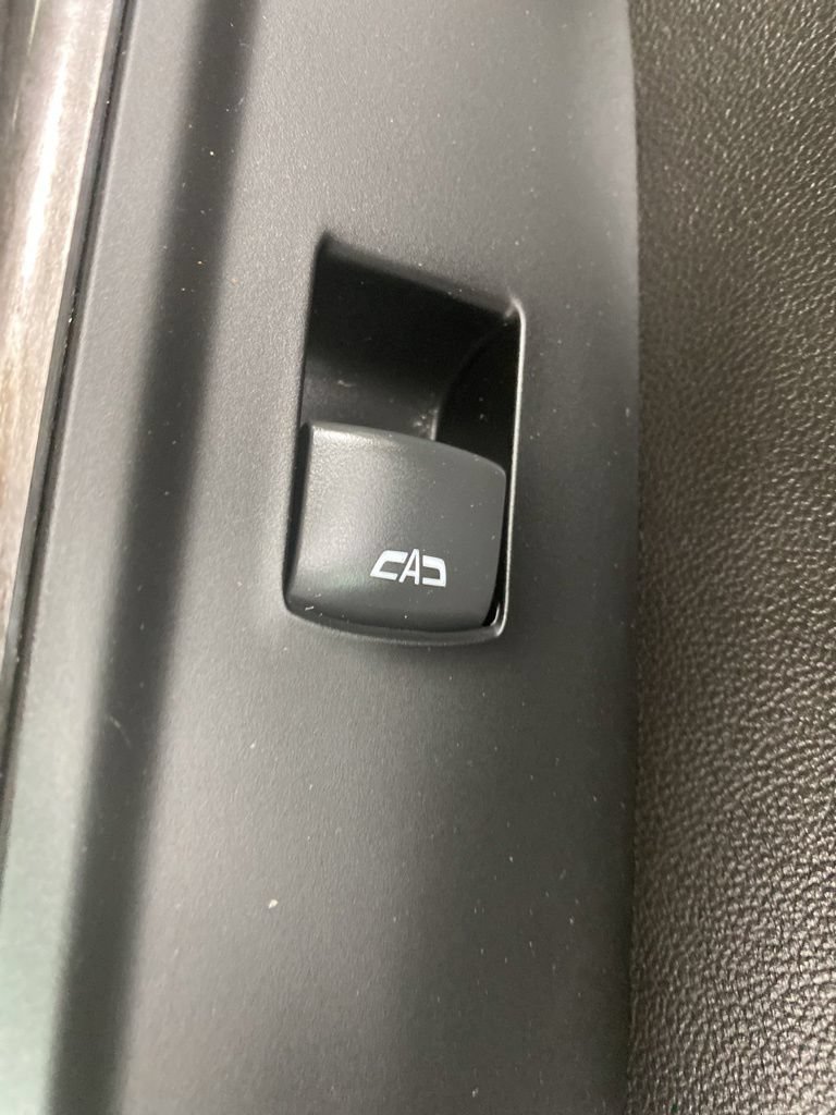 Used 2021 Chevrolet Silverado 3500 LTZ AWD/4WD image 25
