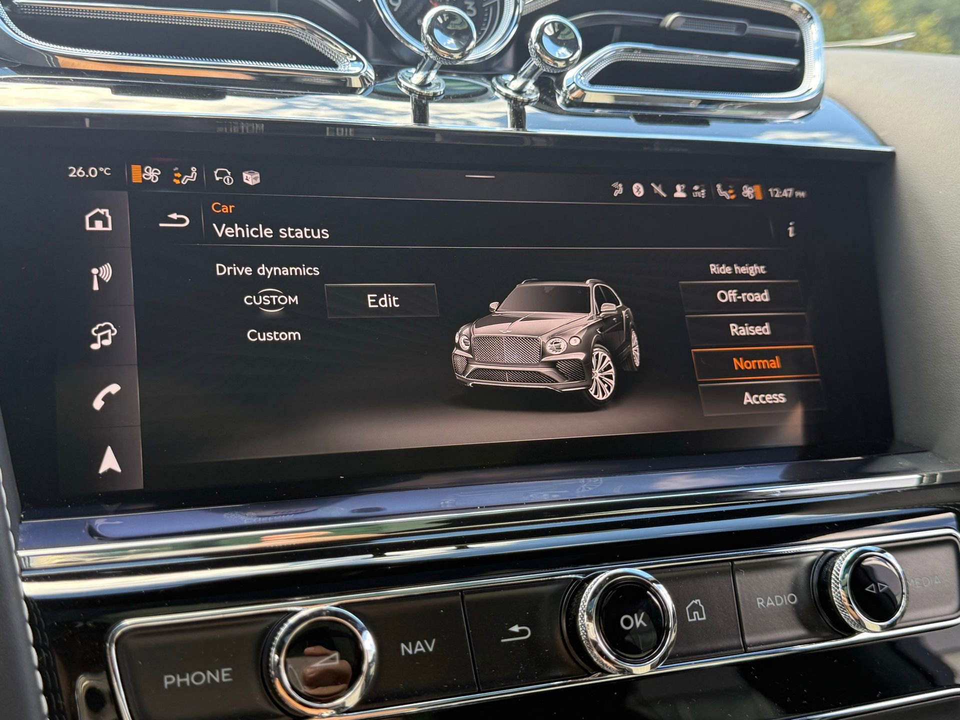 New 2025 Bentley Bentayga image 57