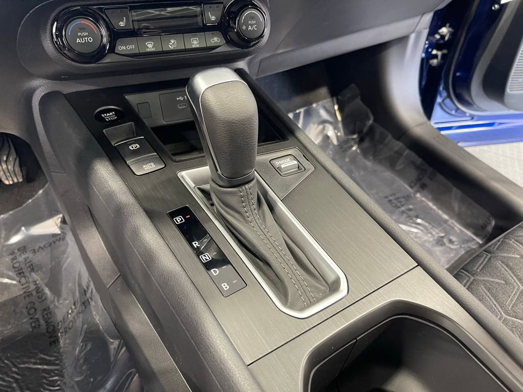 New 2026 Nissan Kicks SV w/ SV Premium Package image 9