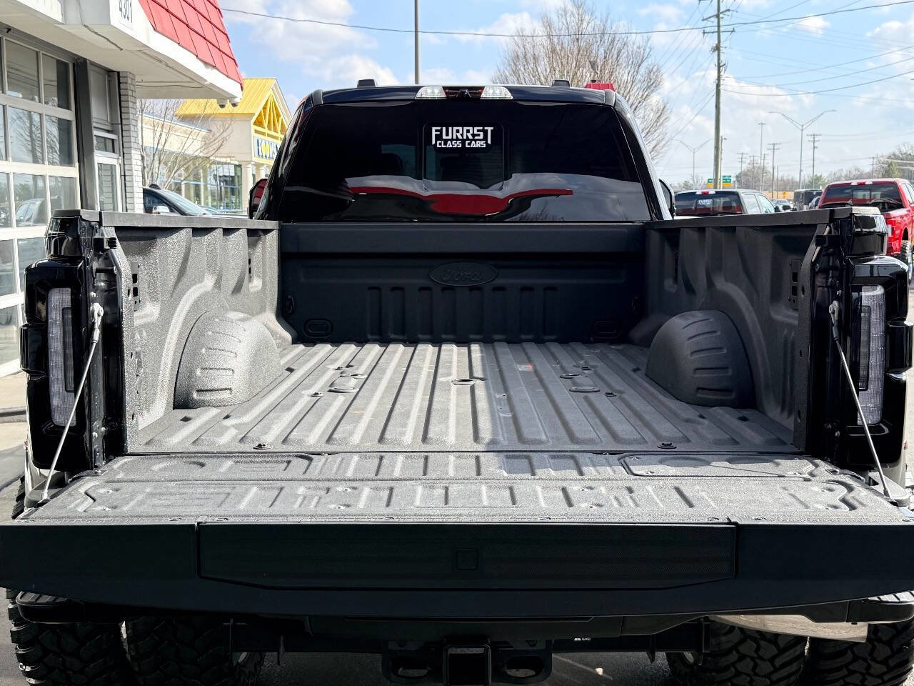 Used 2025 Ford F450 Platinum w/ Platinum Plus Package image 10