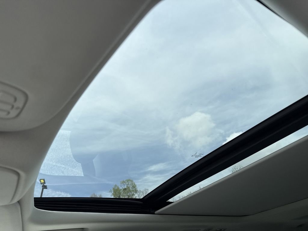 Used 2025 Ford Expedition Active AWD/4WD image 29