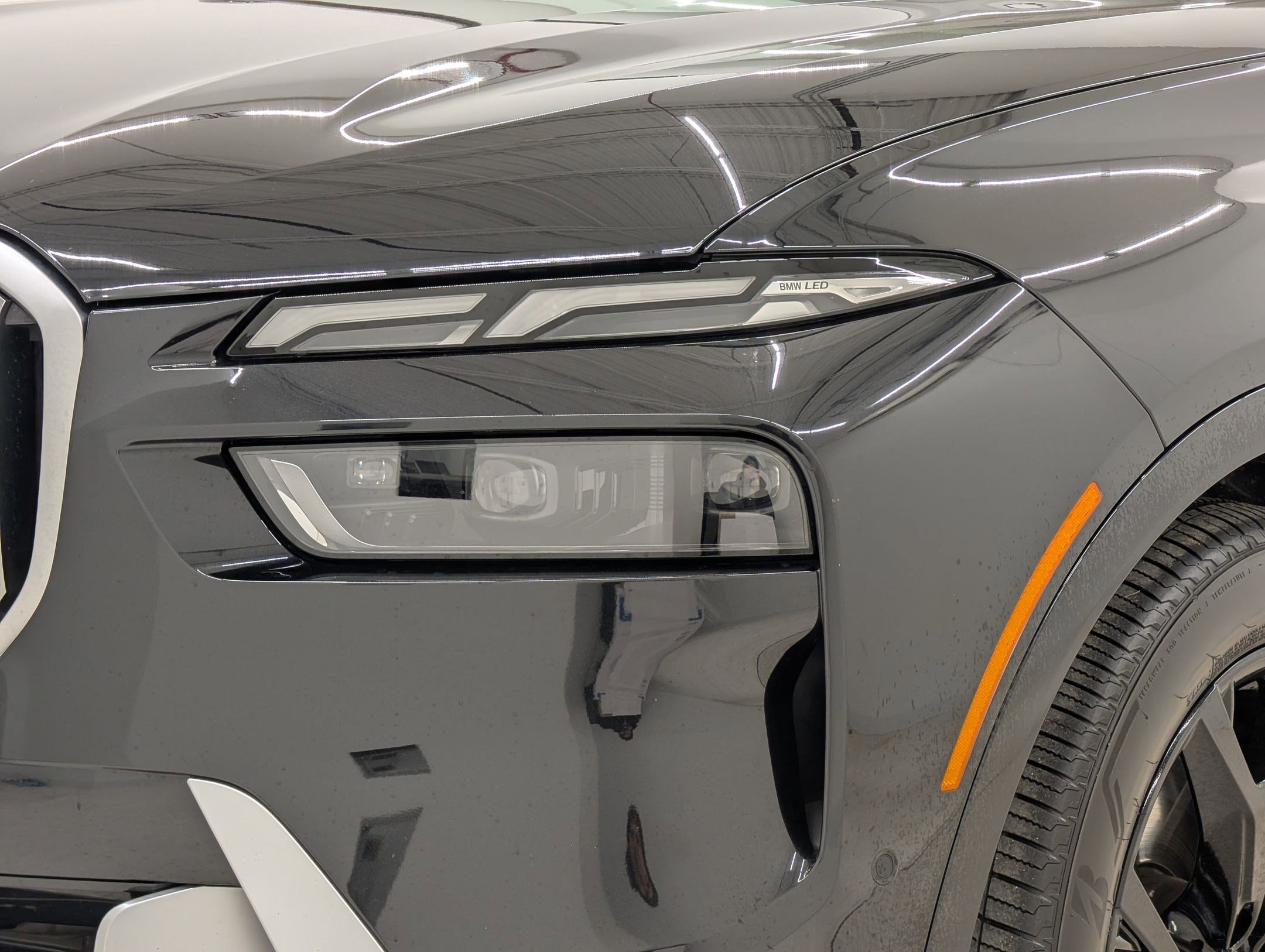 Certified 2023 BMW X7 xDrive40i image 11