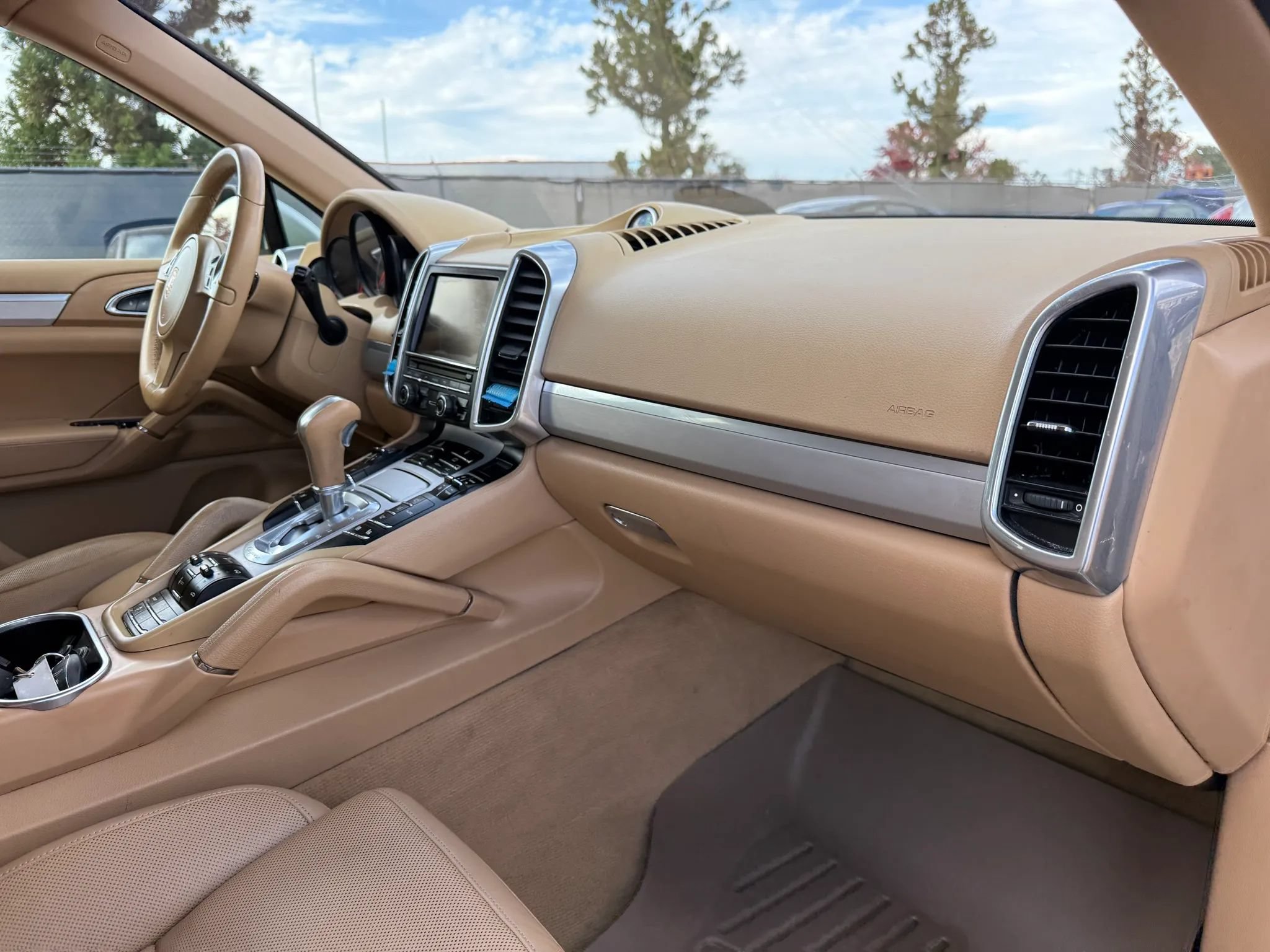 Used 2013 Porsche Cayenne S AWD/4WD image 19