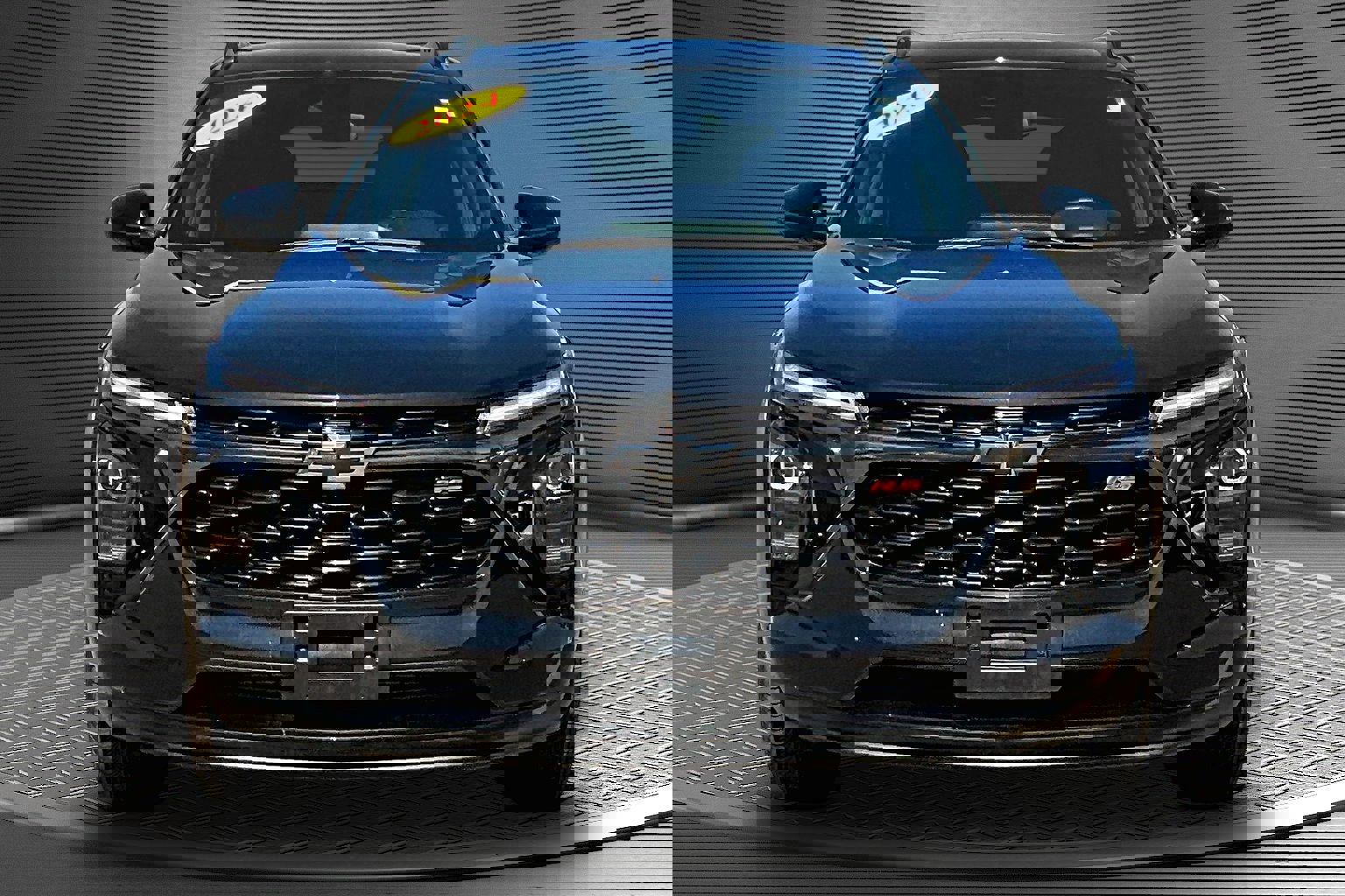 Used 2024 Chevrolet Trax RS w/ Driver Confidence Package image 2