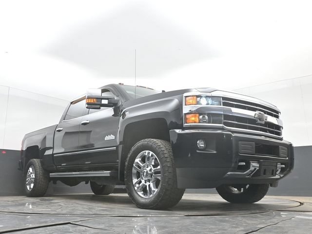Used 2019 Chevrolet Silverado 2500 High Country w/ Duramax Plus Package AWD/4WD image 43