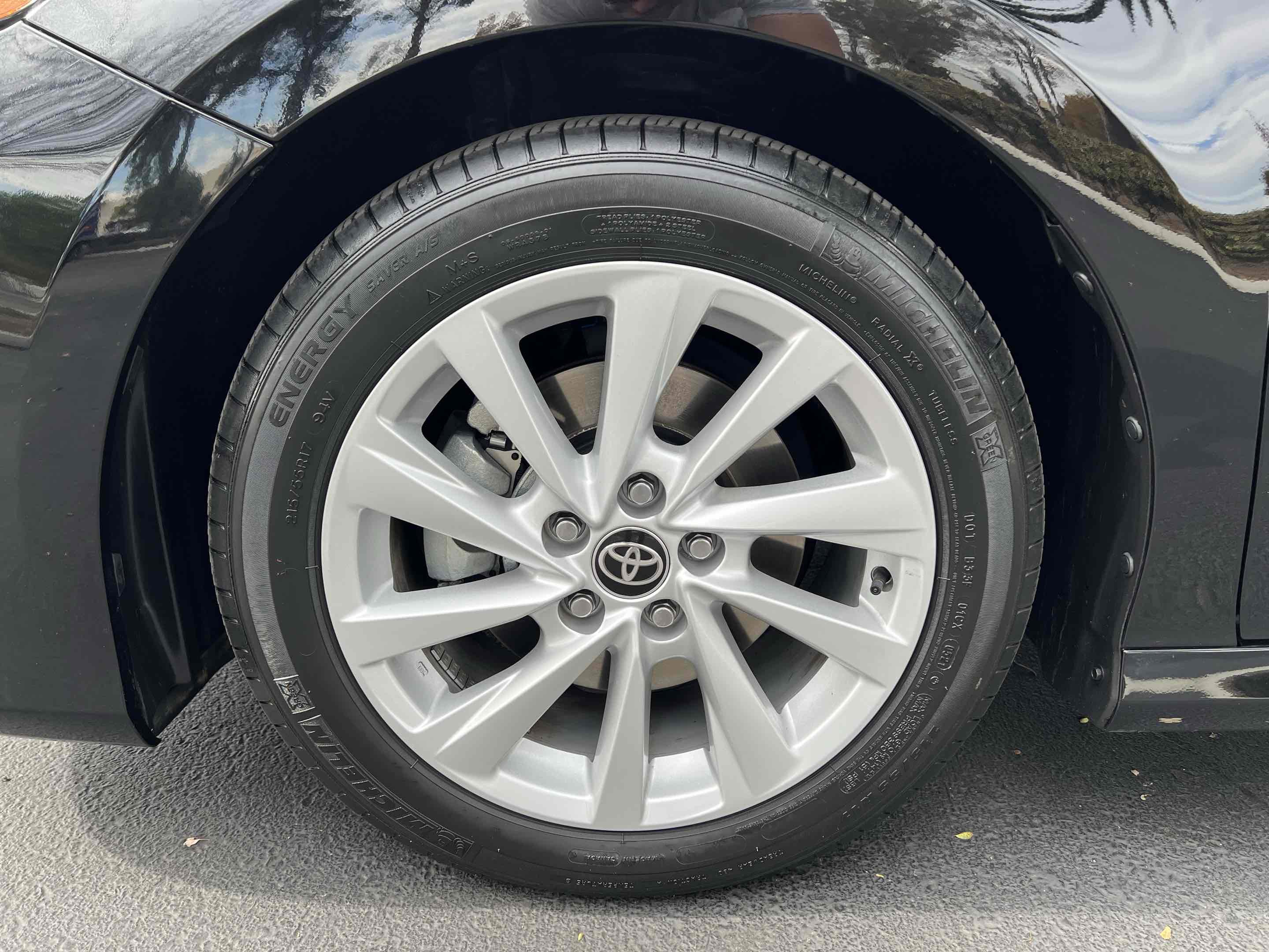 Used 2021 Toyota Camry LE image 77