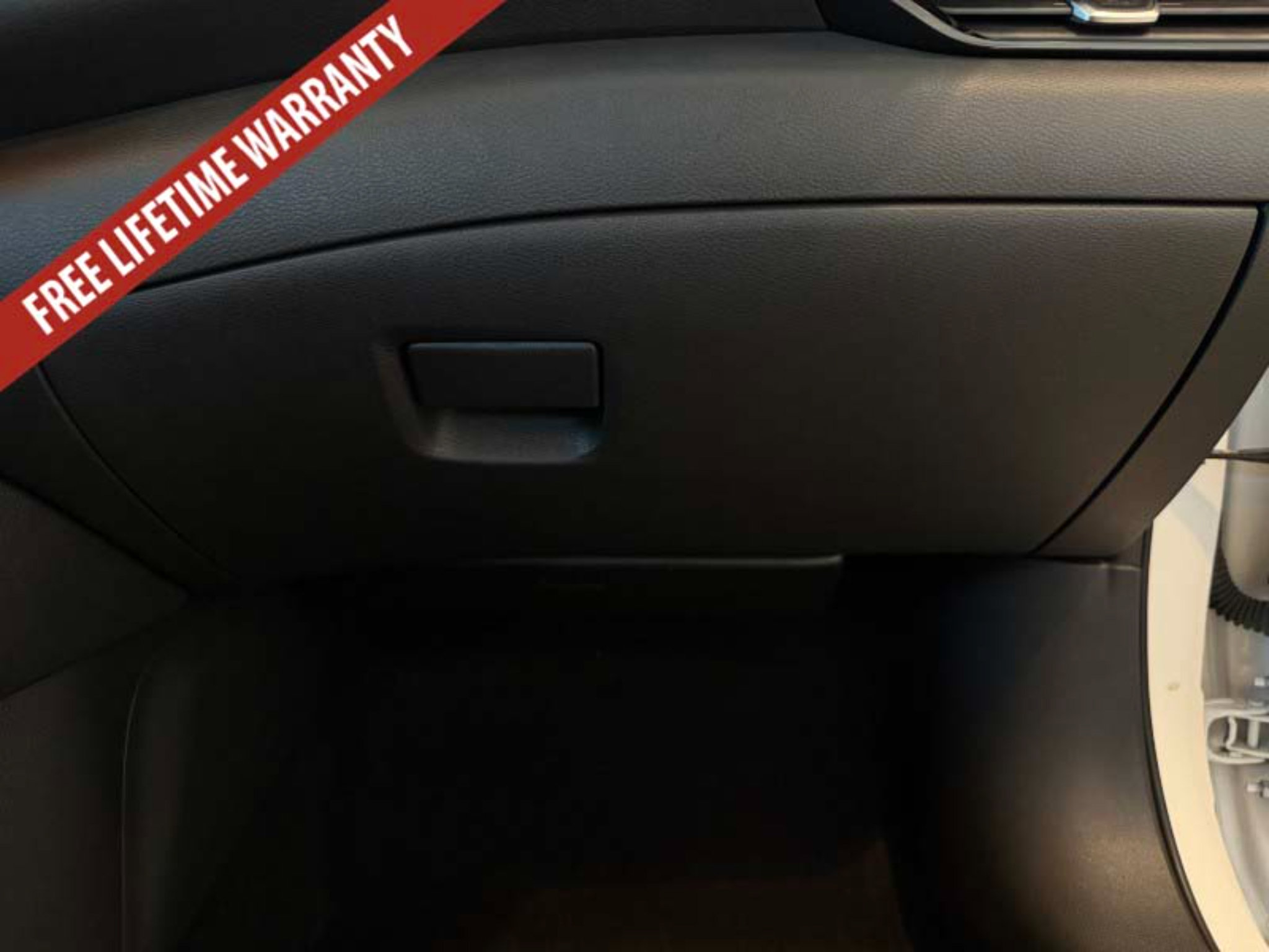 Used 2025 Nissan Sentra SV FWD image 34