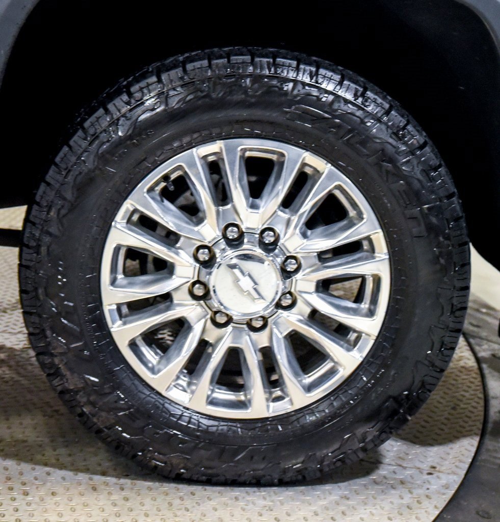 Used 2020 Chevrolet Silverado 3500 High Country w/ LPO, Dark Essentials Package image 10