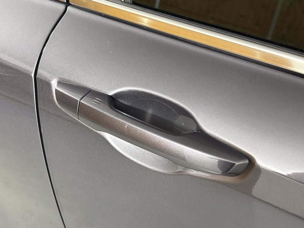 Used 2018 Honda CR-V EX image 12