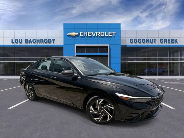 Used 2025 Hyundai Elantra SEL