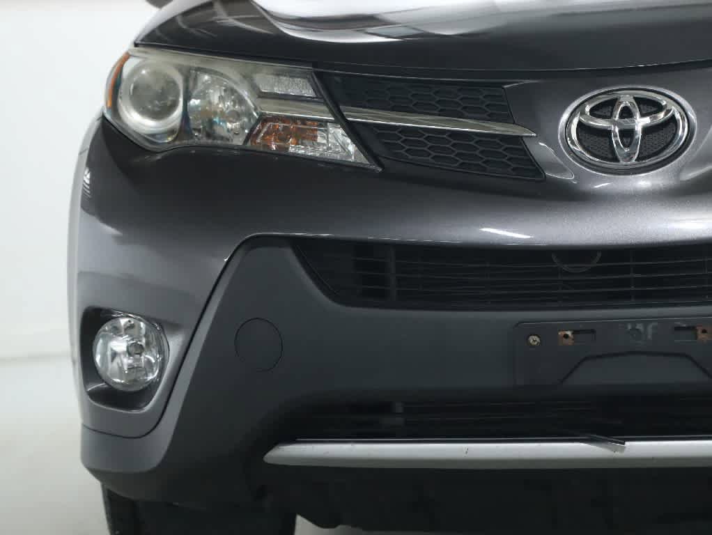 Used 2014 Toyota RAV4 Limited w/ Technology Package AWD/4WD image 6