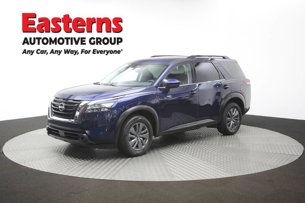 Used 2025 Nissan Pathfinder SV FWD image 57