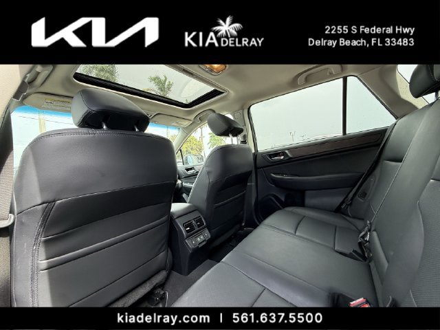 Used 2019 Subaru Outback 2.5i Limited AWD/4WD image 16