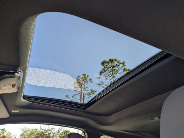 Used 2021 BMW 430i Coupe w/ M Sport Package image 22