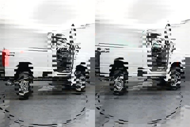 New 2026 Ford F250 XL image 34