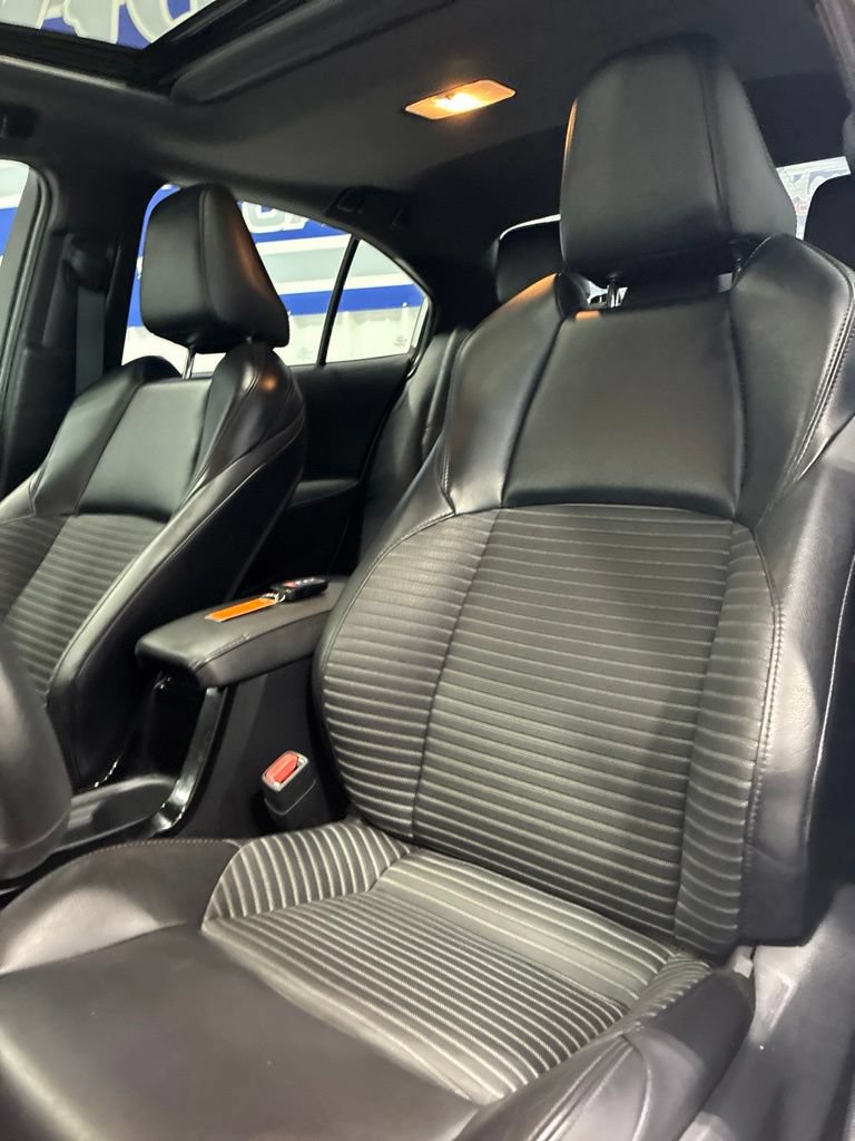 Used 2020 Toyota Corolla XSE FWD image 15