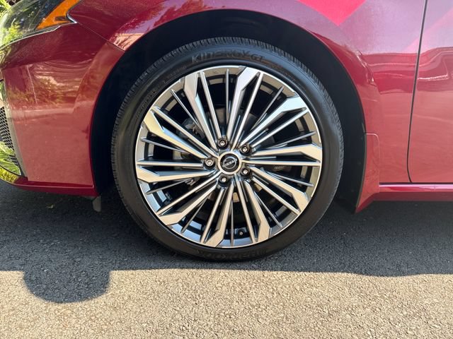 Used 2023 Nissan Altima 2.5 SL AWD/4WD image 28