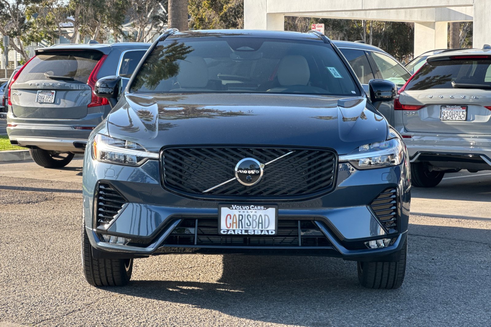 New 2026 Volvo XC60 B5 Plus w/ Climate Package AWD/4WD image 3