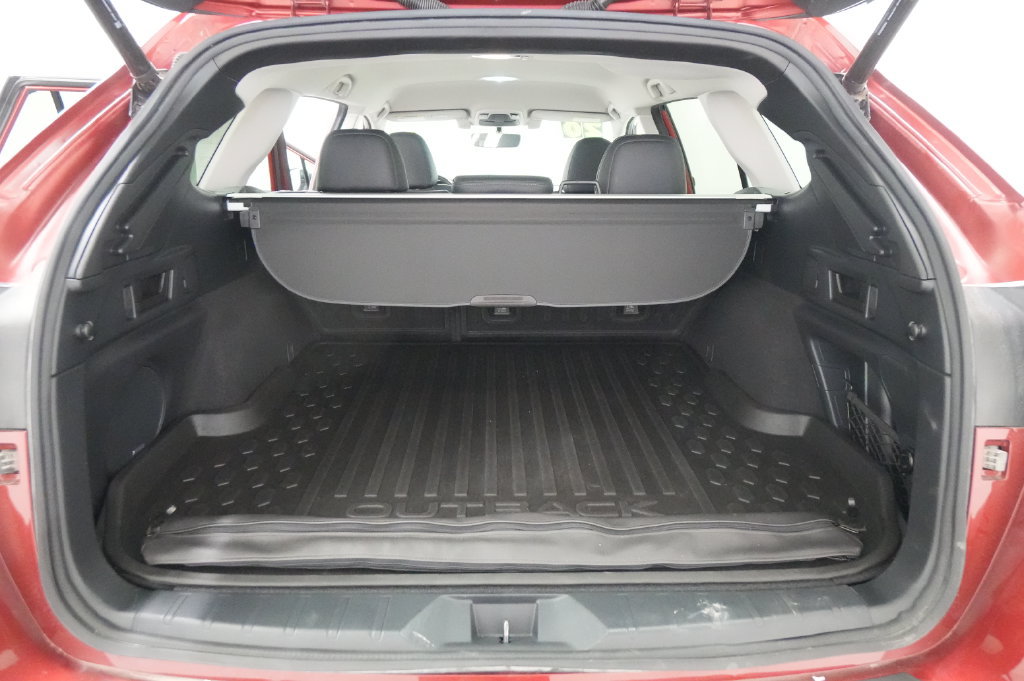 Used 2020 Subaru Outback Limited w/ Popular Package #2 AWD/4WD image 24