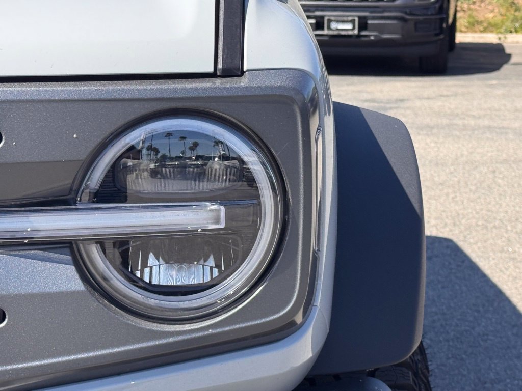 New 2026 Ford Bronco Badlands w/ Sasquatch Package AWD/4WD image 8