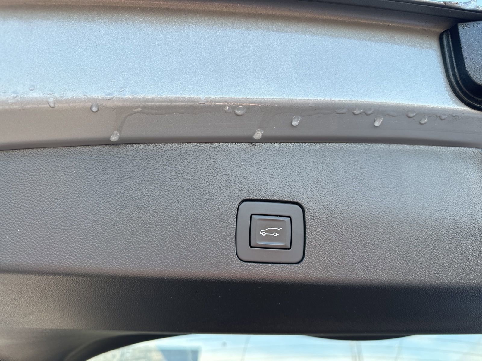 Used 2024 Buick Encore GX Avenir w/ Avenir Convenience Package image 29