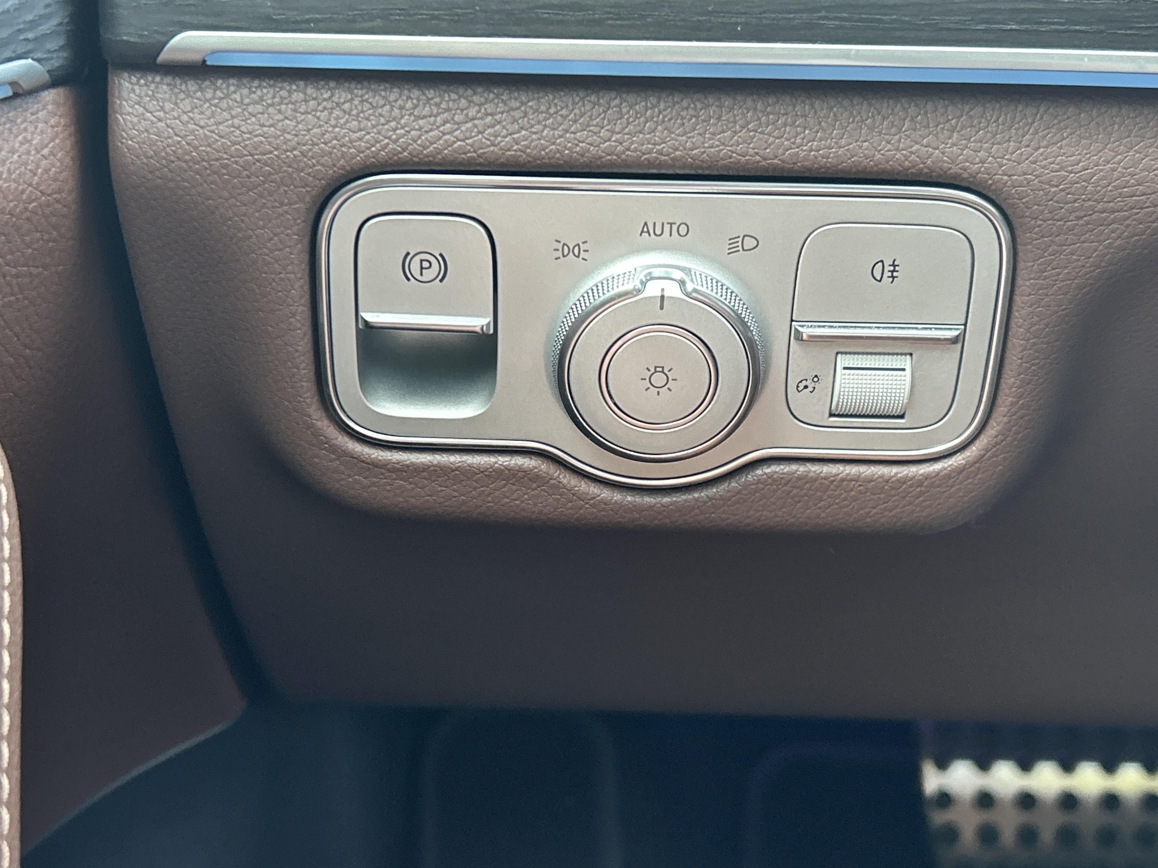 Certified 2024 Mercedes-Benz GLS 450 4MATIC image 25