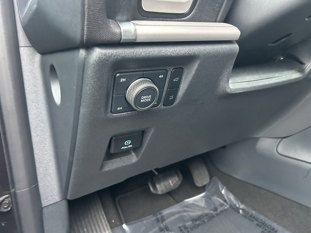 Used 2025 Ford Expedition Max Active image 21