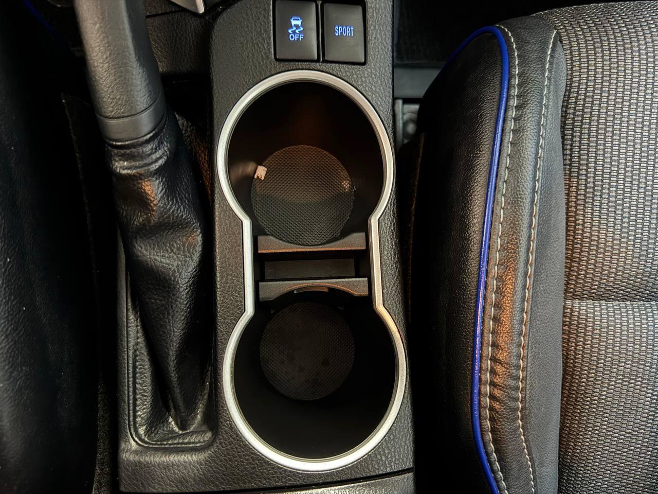 Used 2017 Toyota Corolla SE FWD image 28
