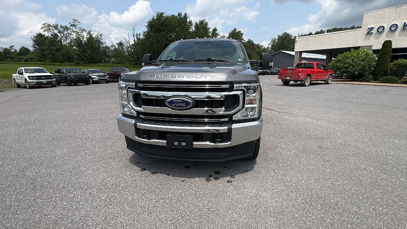 Certified 2022 Ford F250 XL w/ STX Appearance Package AWD/4WD image 9