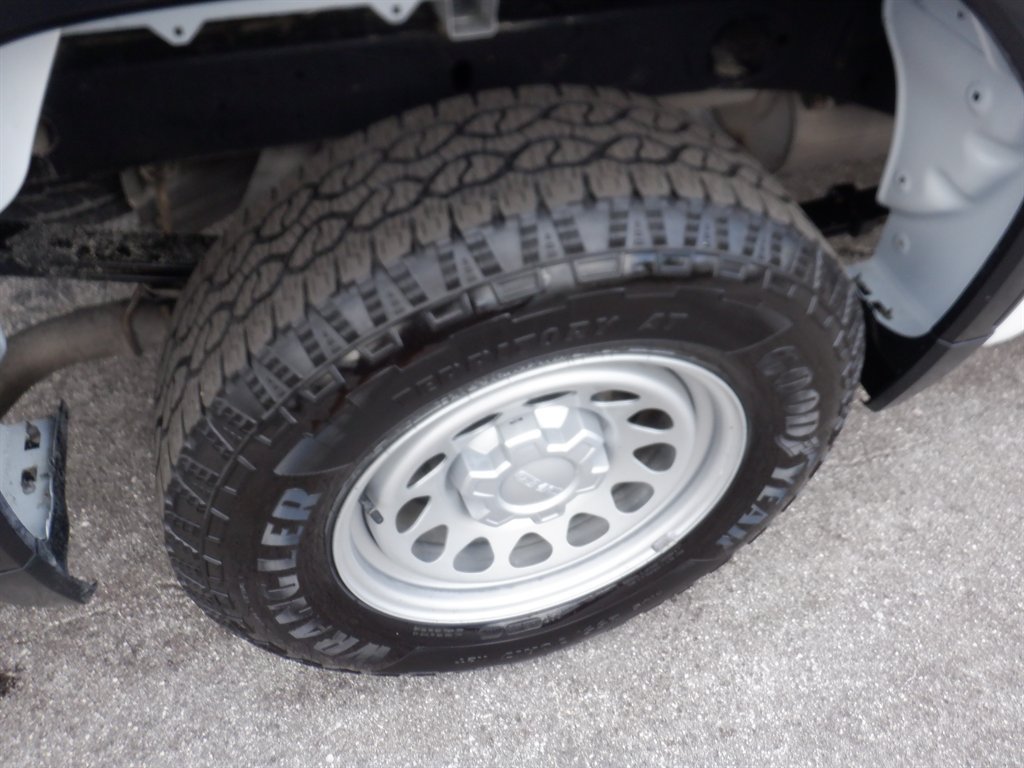 Used 2023 GMC Sierra 1500 Pro AWD/4WD image 9