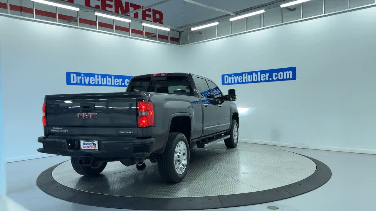 Used 2016 GMC Sierra 2500 Denali w/ Duramax Plus Package AWD/4WD image 2